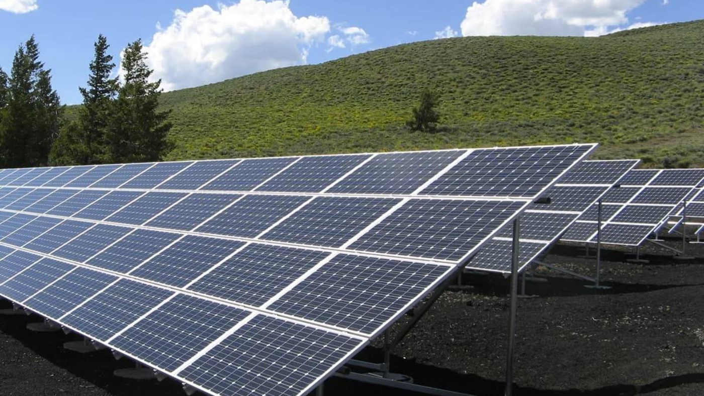 Solar-Panels-1_20201229190316_pexels